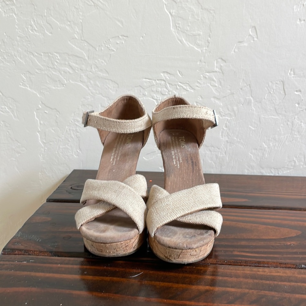 Toms cork wedge